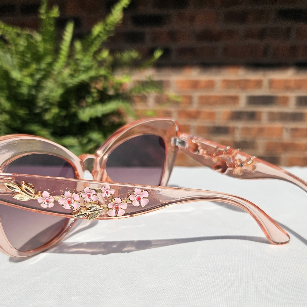 Crystal Champagne Cateye Sunglasses - Picture 2 of 4